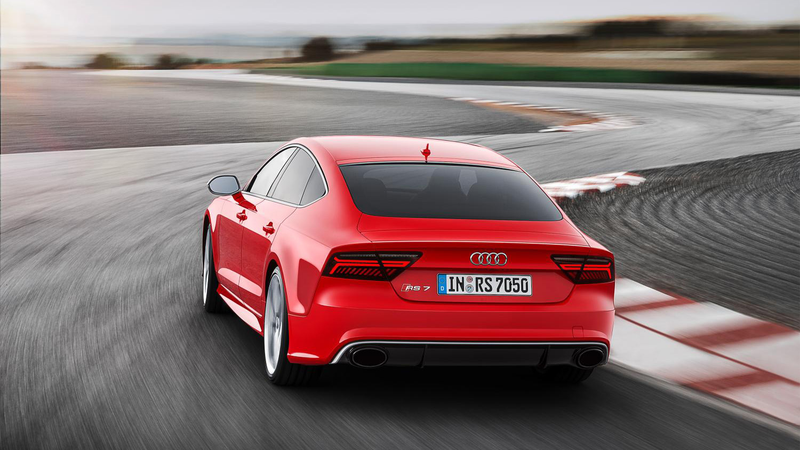Illustration for article titled The 2015 Audi RS7 Gets New LEDs Because It's An Audi